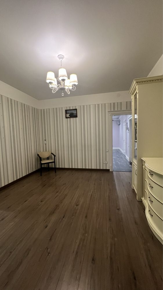 Продам Люкс класса 3х.ком.квартиру ул.Ракитина,Сухая Балка