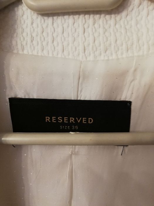 Żakiet Reserved bialy