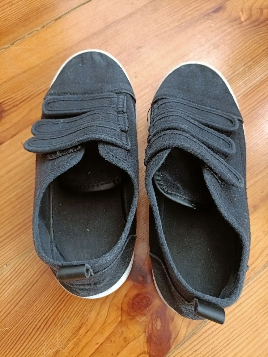 Buty, trampki na rzepy, 34