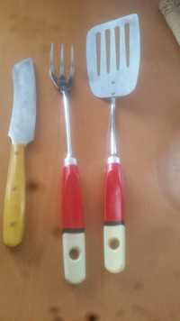 Rozne przybory i narzędzia kuchenne