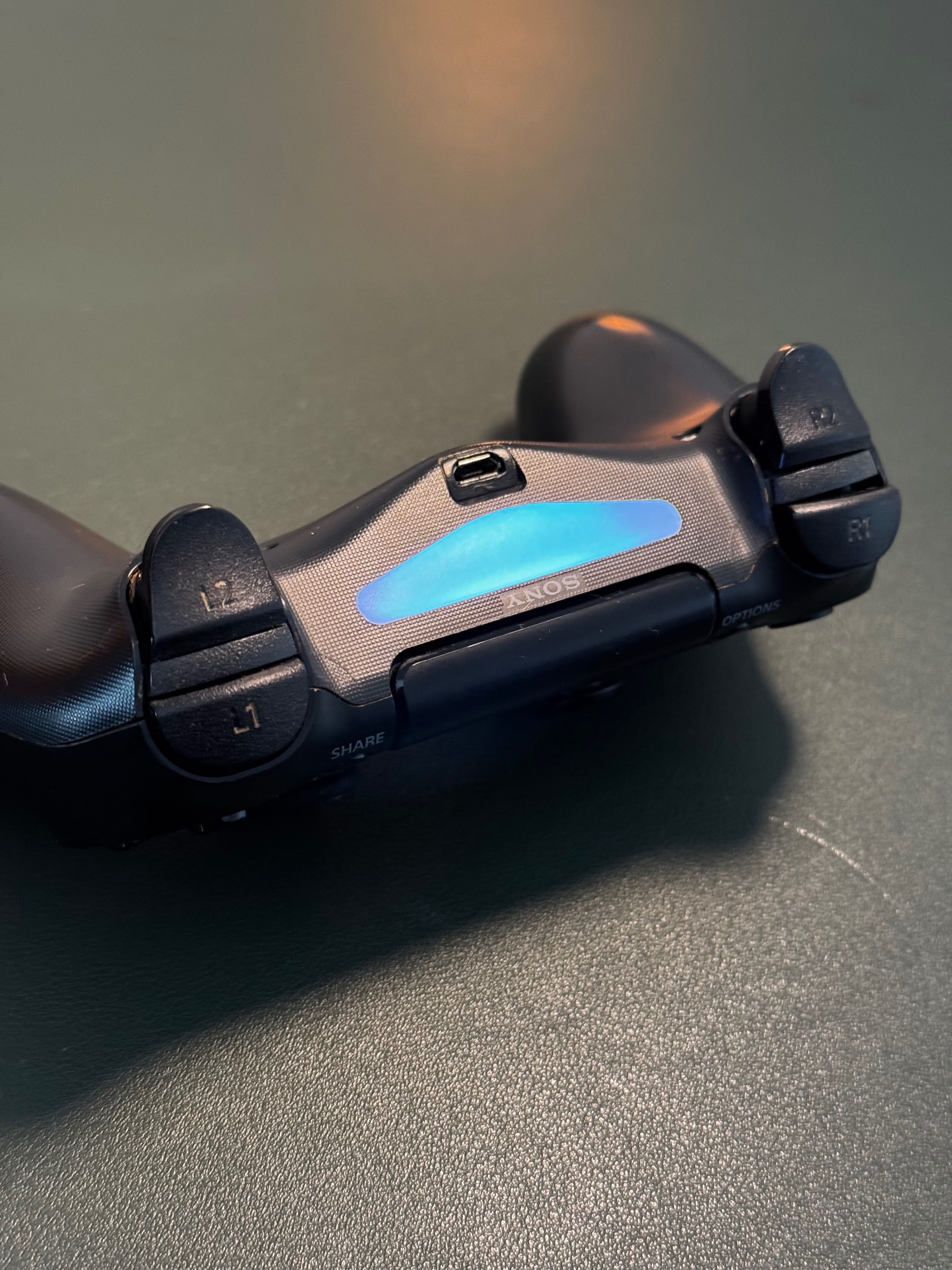 Comando PS4 Original – Preto – Usado