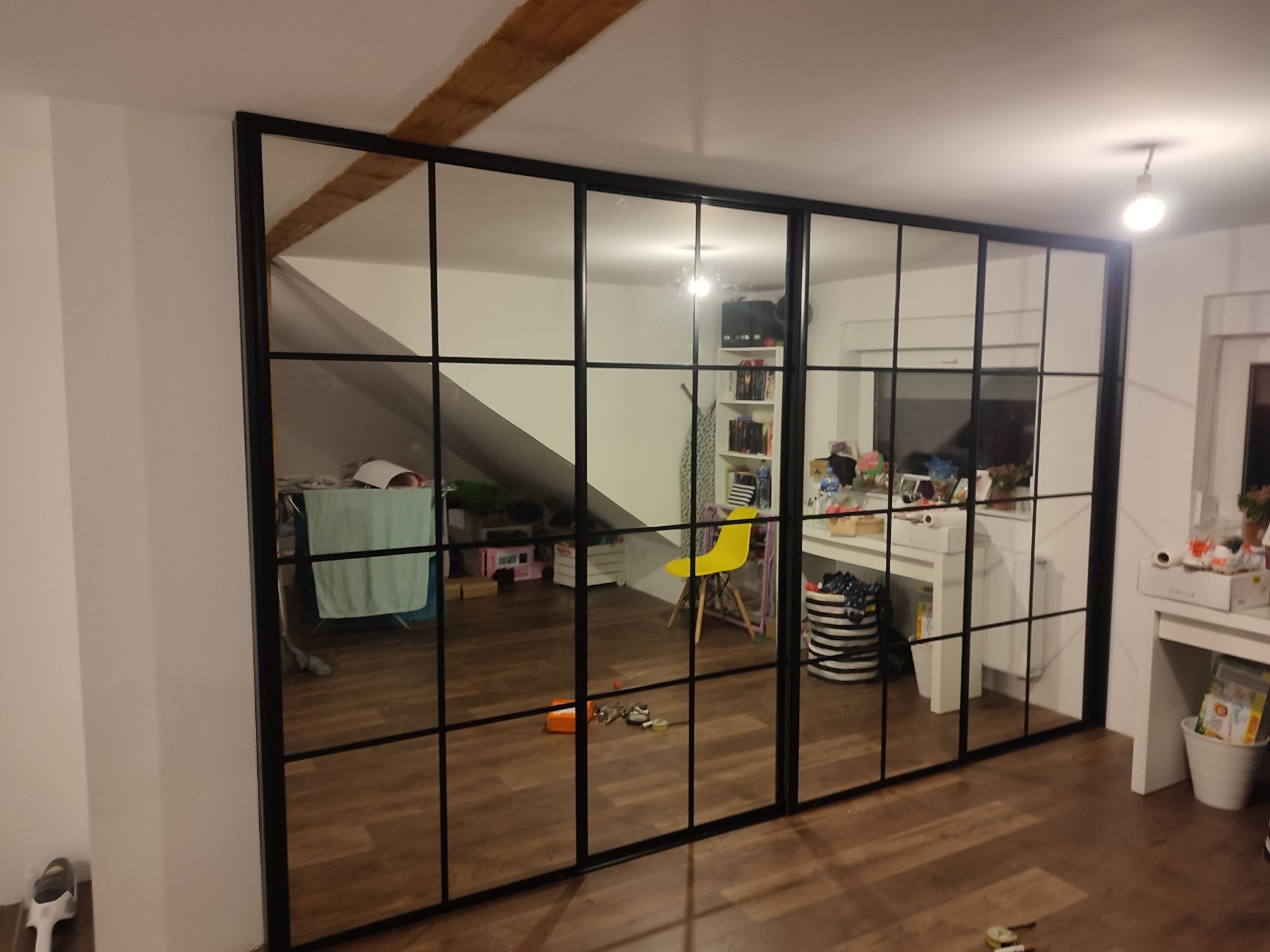 Meble pod wymiar szafy przesuwne,kuchnie,komody ,stoły naprawy