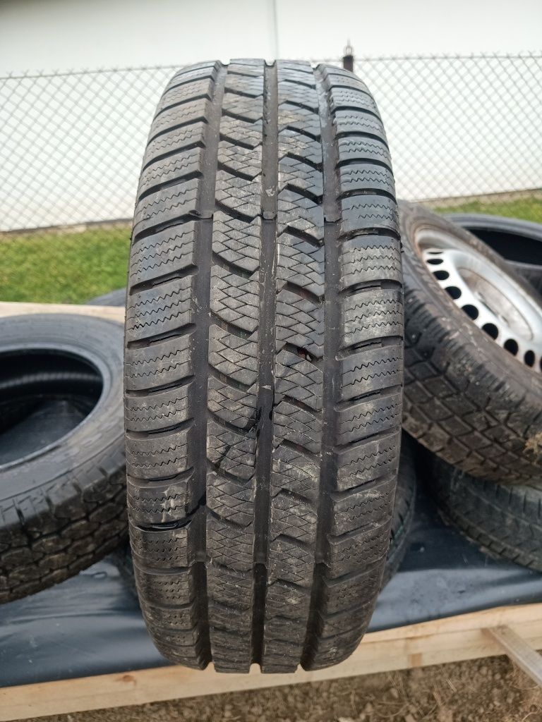 Continental VanWinter 2 225/75R16C z 2021r