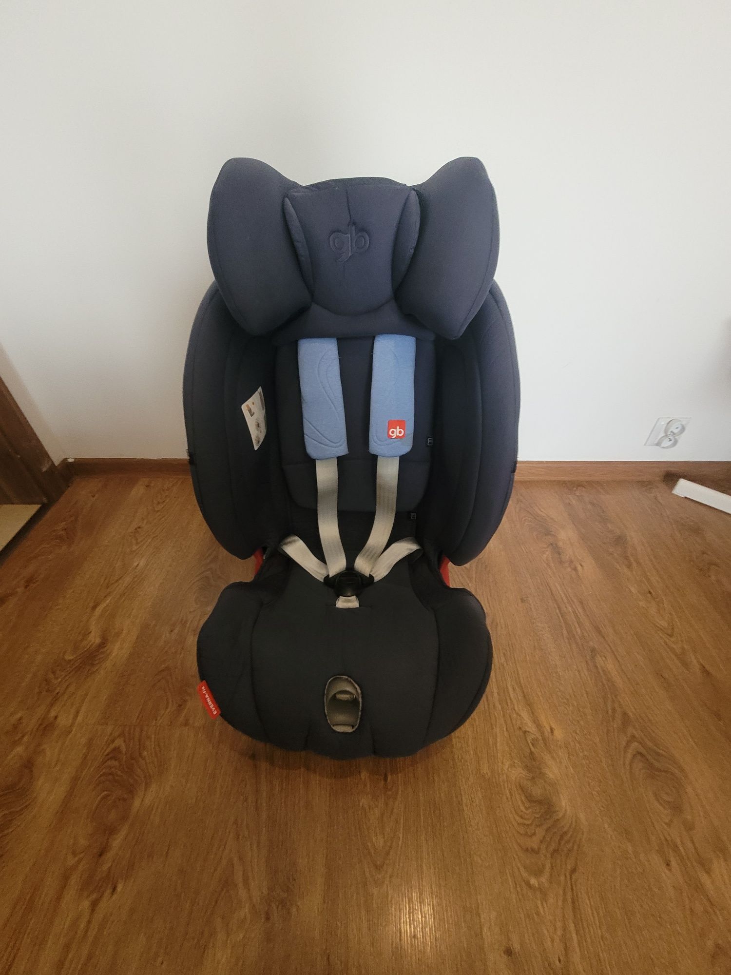 Fotelik Cybex GB Everna 9-36kg 4 gwiazdki ADAC super stan
