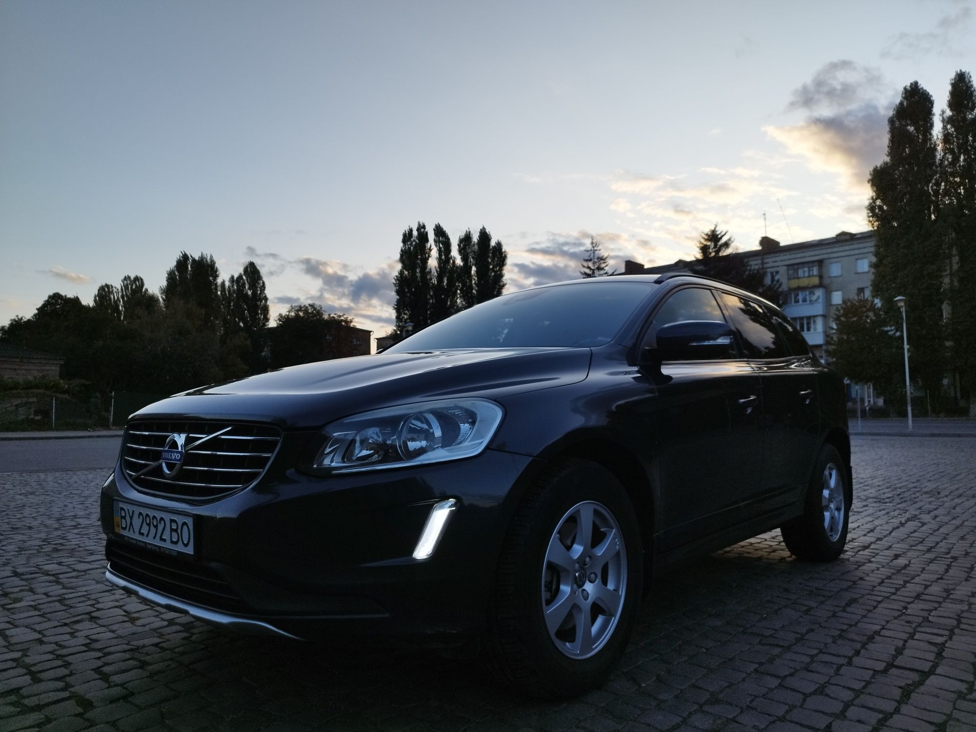 Продам Volvo XC 60 2015