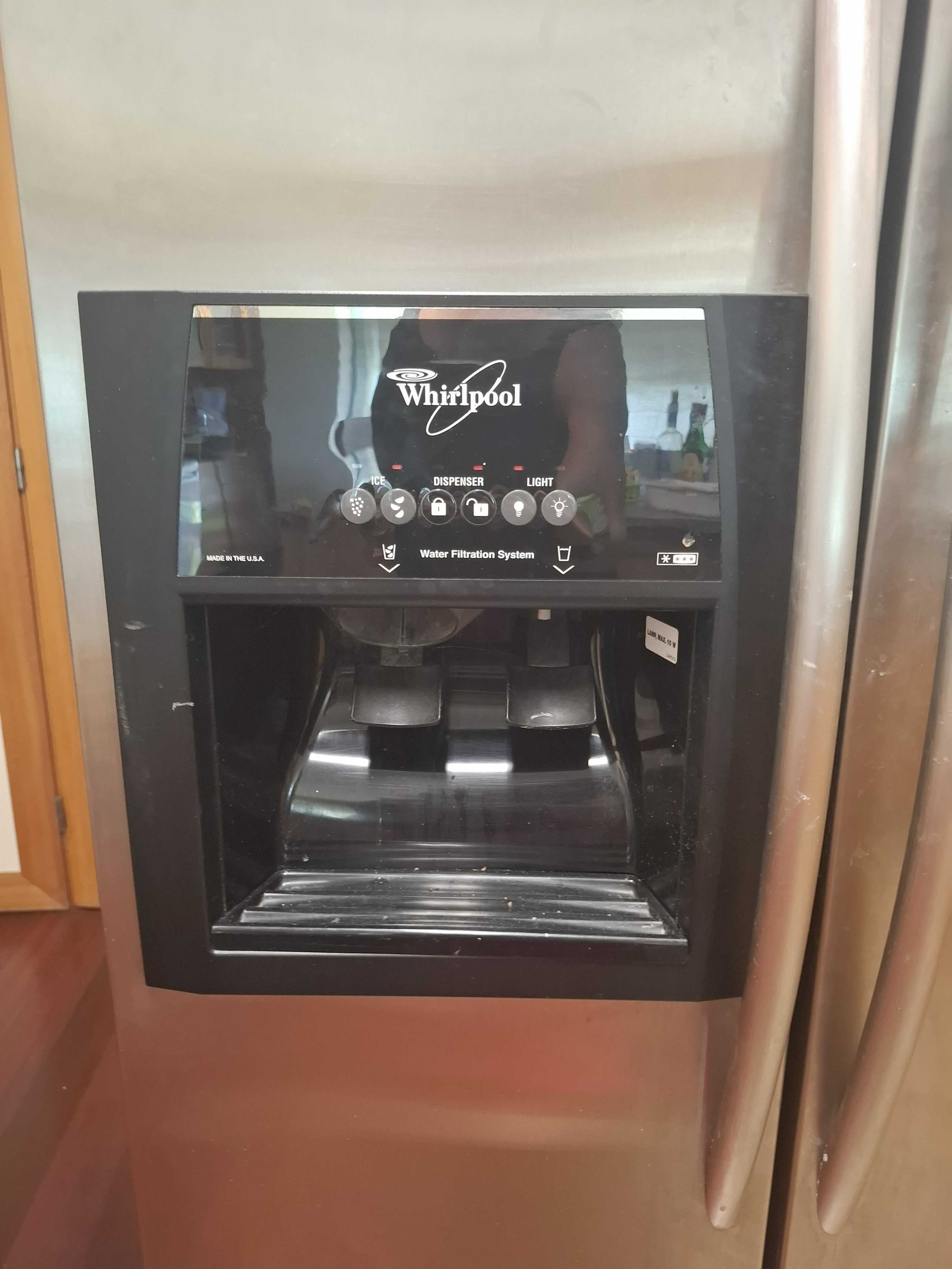 Frigorífico Americano Whilpool c/ disp. água e gelo - OPORTUNIDADE!