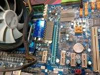 Płyta Gigabyte + Procesor AMD 4X2,6 GHz Quad Core