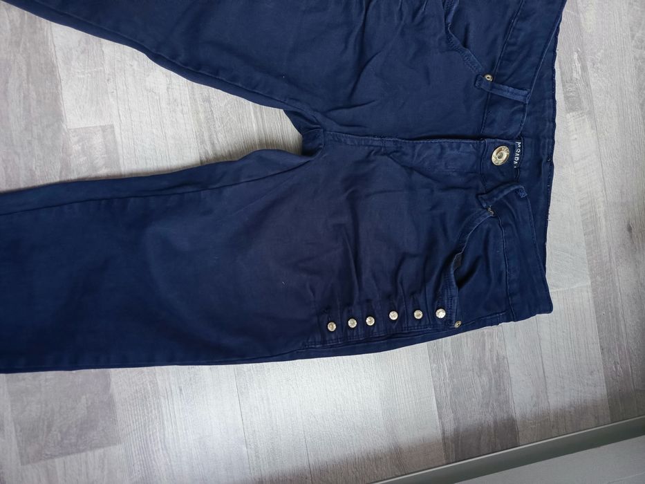 Spodnie jeansowe damskie 27