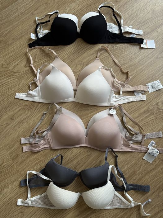 Нові набори бюстгальтерів Reserved 70c 75c