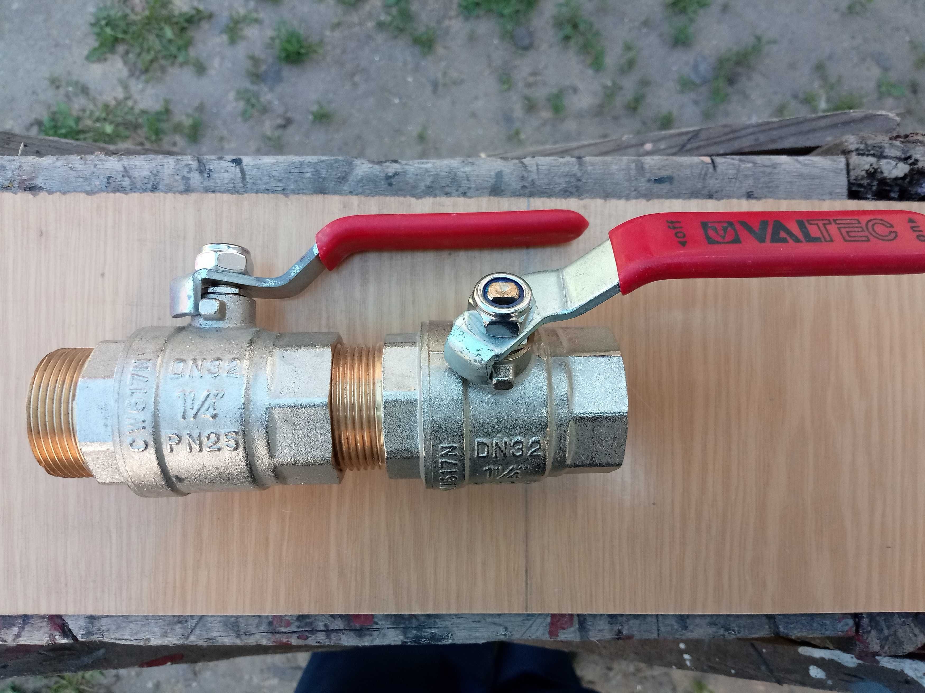 Продам фитинги d40 pn25, остатки.