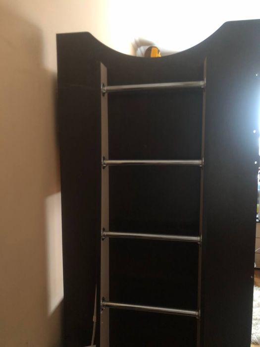 Двохповерхтве ліжко