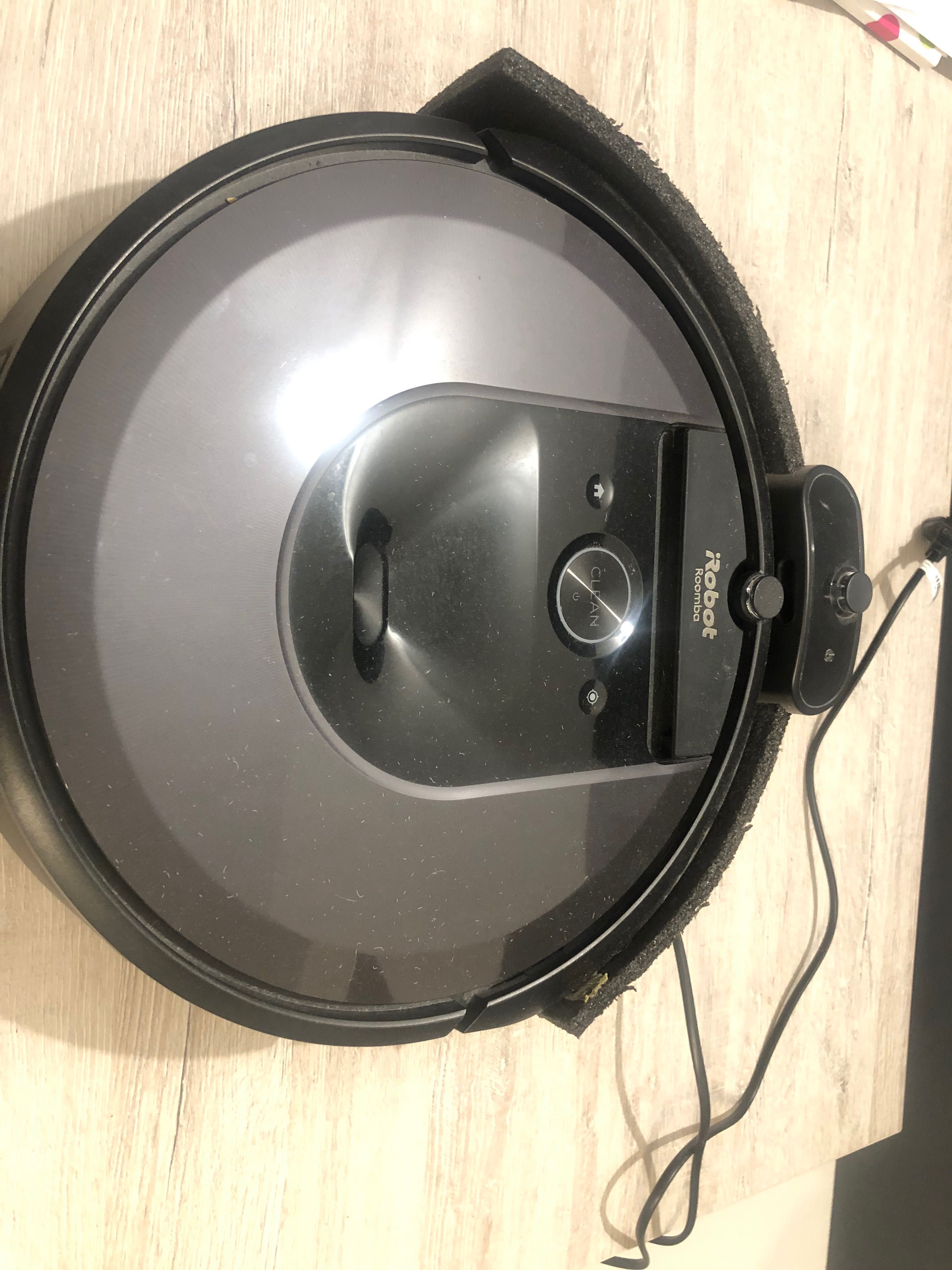 Roomba irobot i7