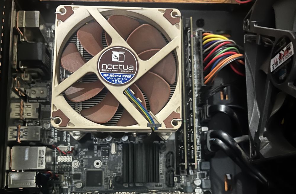 i7 7700K, GTX1660 Super, 16gb DDR4, 120gb SSD ігровий компʼютер