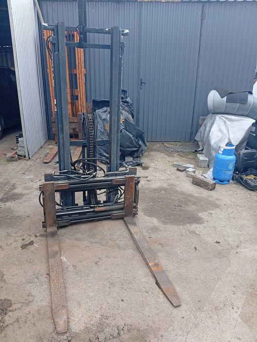 Sprzedam maszty od wózków widłowych