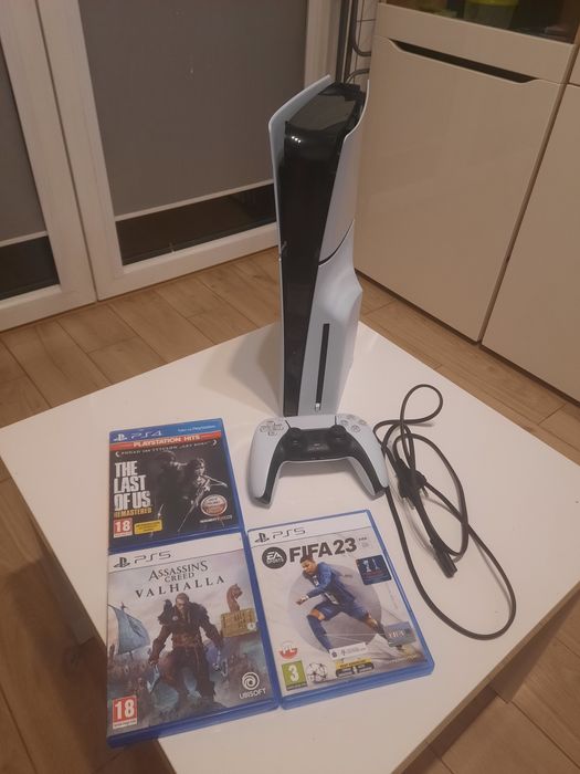 PS5 Slim 1T Napęd 1 pad gry