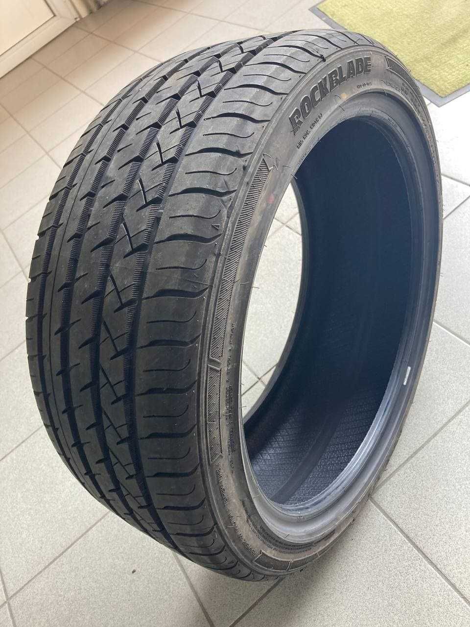 Літня шина ROCKBLADE Rock 525 225/40 R18 92W