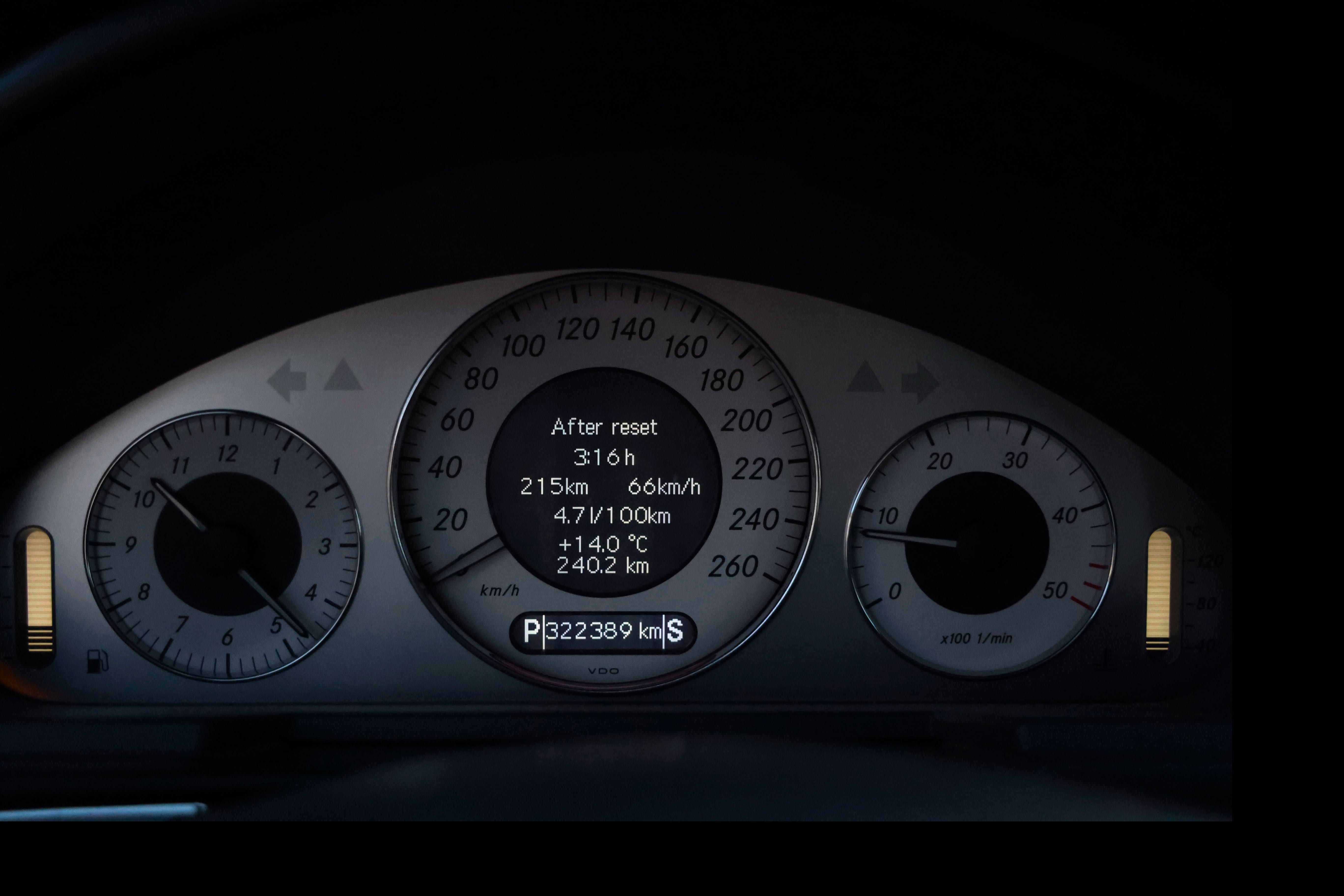 Mercedes E 270 CDI Avantgarde Carrinha 7 lugares - Particular