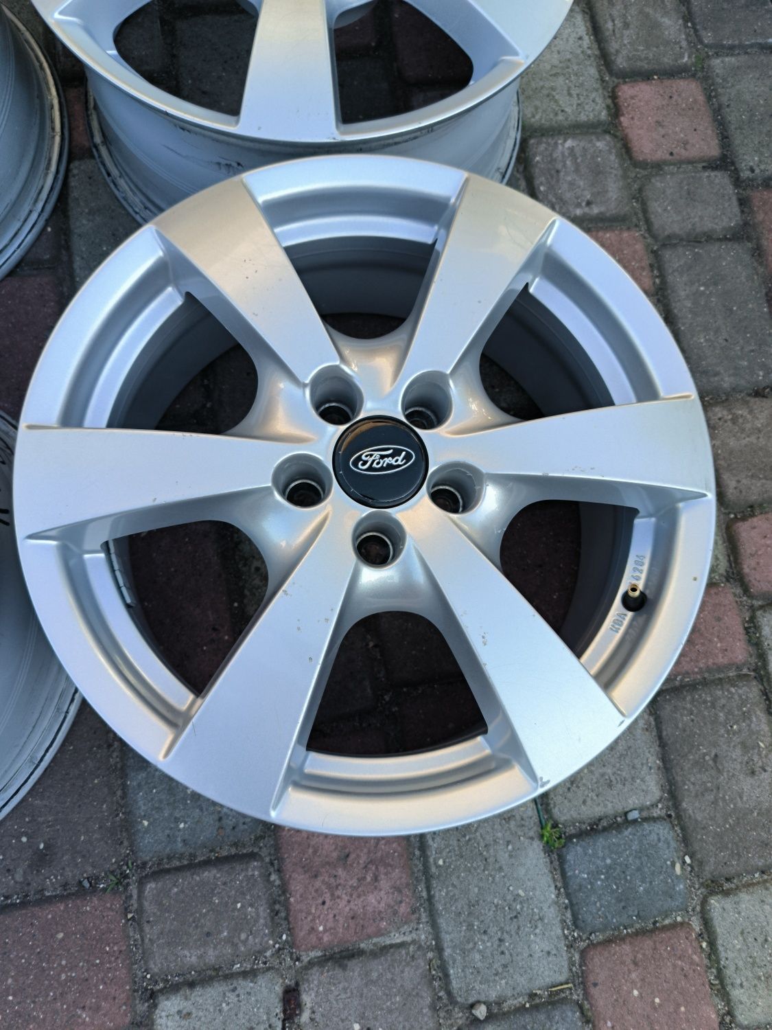 Felgi aluminiowe 17 Ford Focus Galaxy SMax CMax Kuga Mondeo 5x108