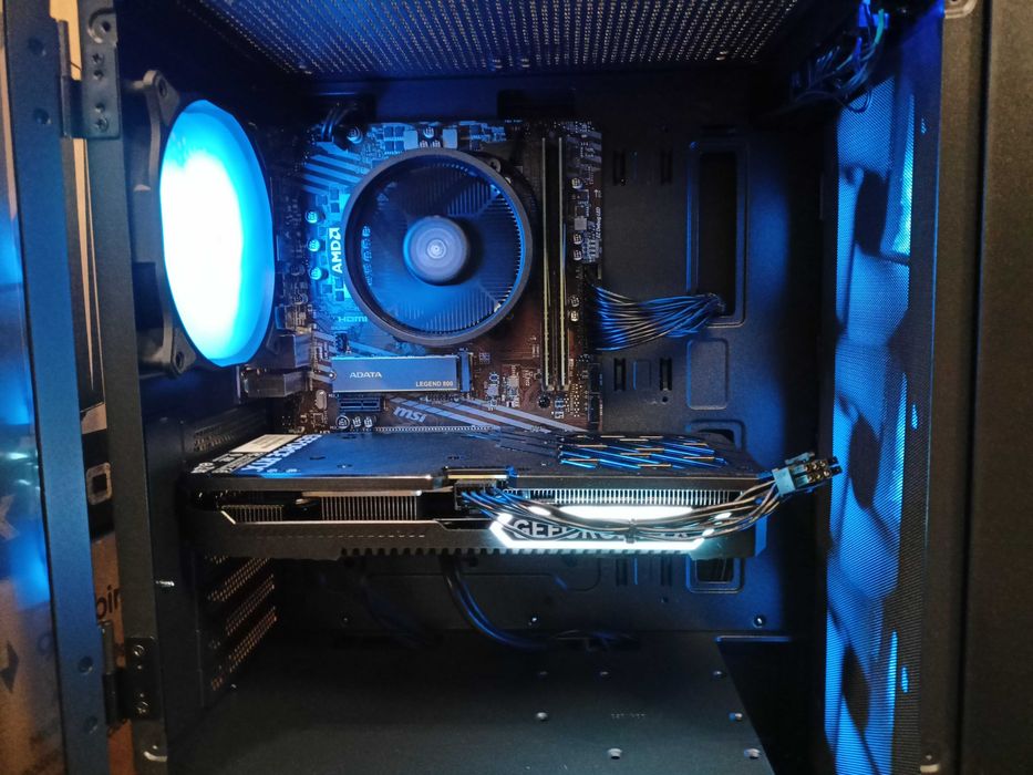 Nowy Komputer Gamingowy Kraków Ryzen 7 8700f 32GB 1000SSD RTX 5070 W11