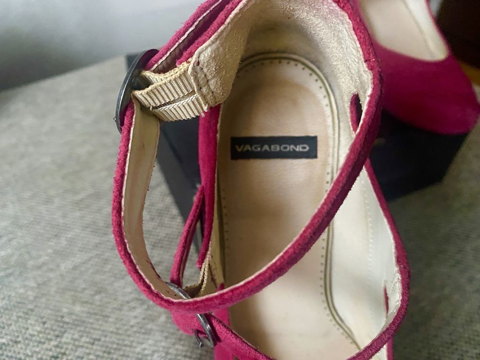 Туфлі Vagabond Lugano, розмір 39, колір Raspberry Red