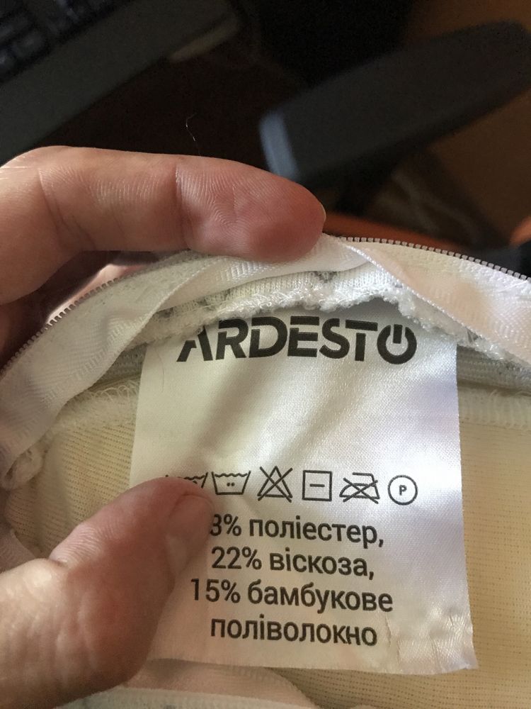 Ортопедическая подушка пенная Ardesto Sleepwell (Memory Foam)