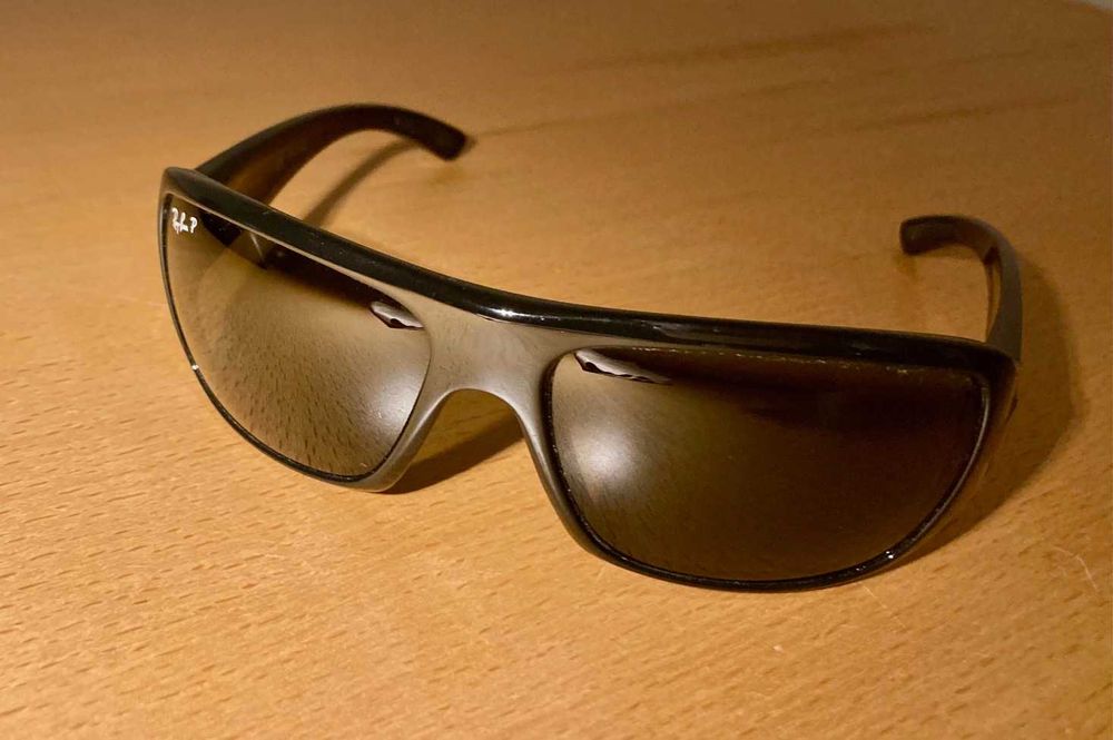 Ray.Ban RB4150 Polarized Sunglasses - Excelente estado - quase novos