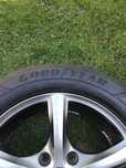 Opony  Good Year 195/65R15, rozstaw śrub 5x114,3