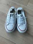 Converse kremowe