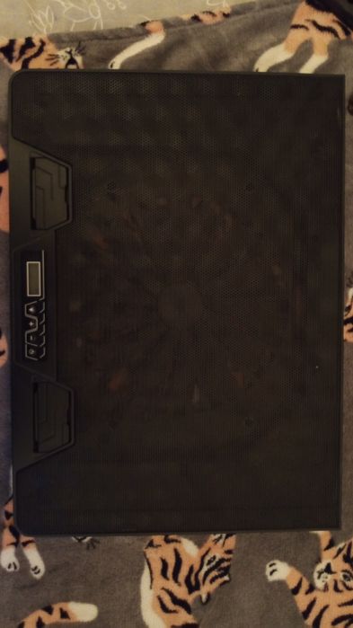 Подставка для ноутбука игровая