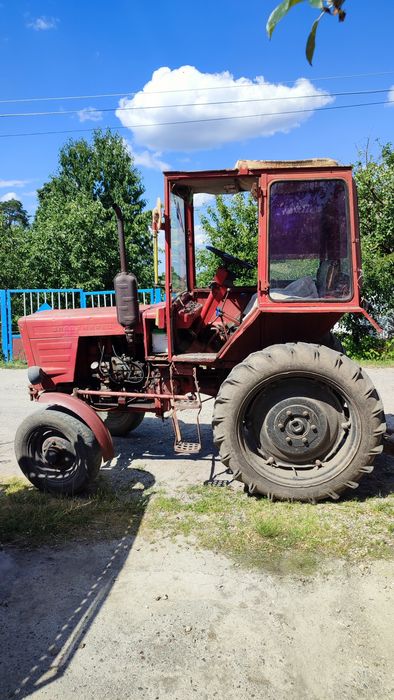 Трактор Т 25 в доброму стані.