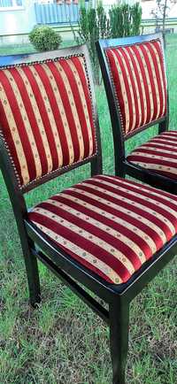 Dwa krzeselka drewniane tureckie