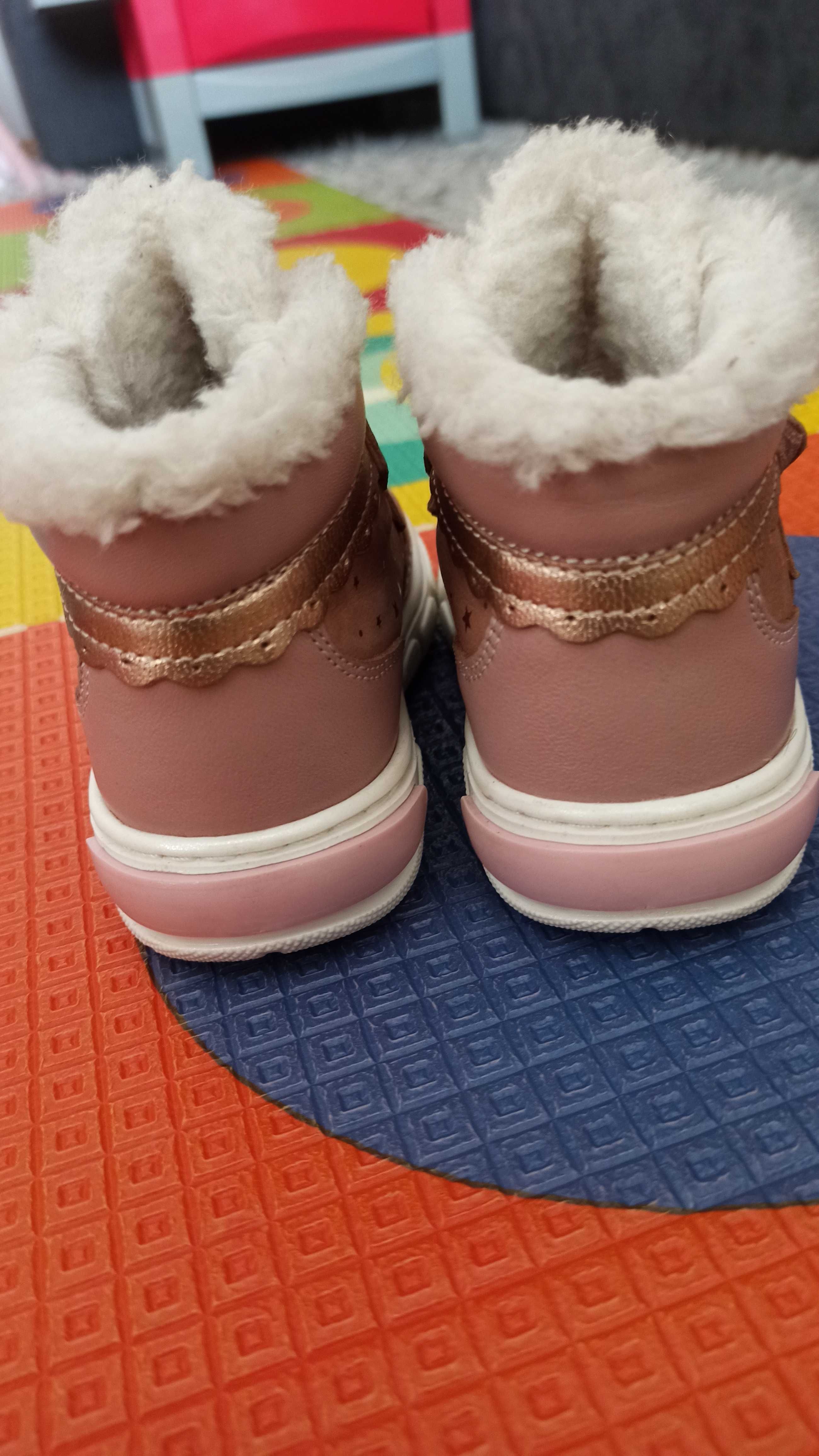 Buty zimowe ocieplane róż Lasocki Kids roz 22 . JAK NOWE