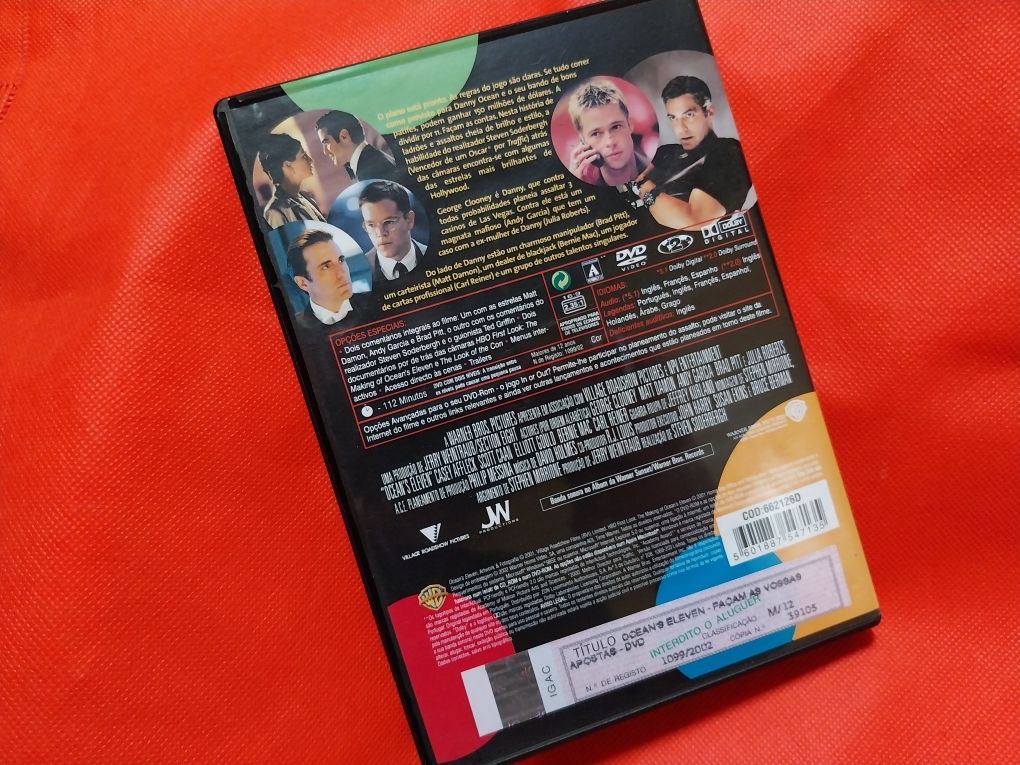 Ocean's Eleven - Steven Sodetbergh Brad Pitt George Clooneg Matt Damon