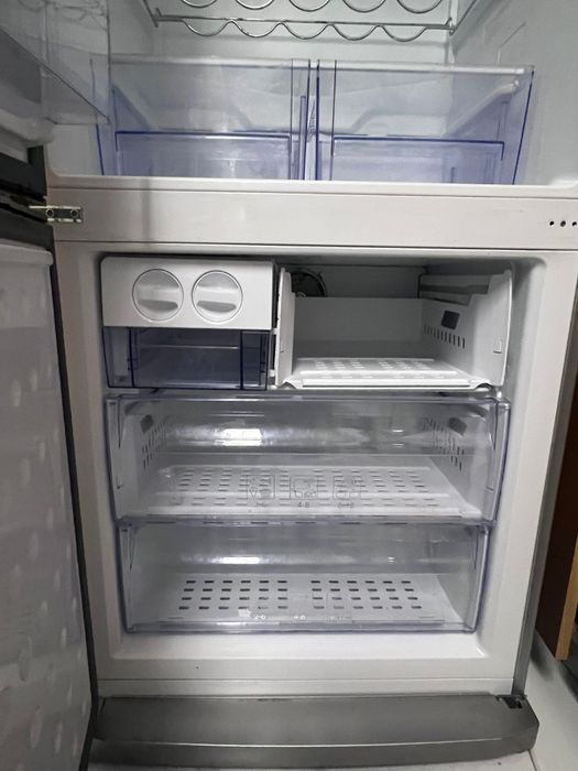 Frigorifico combinando beko