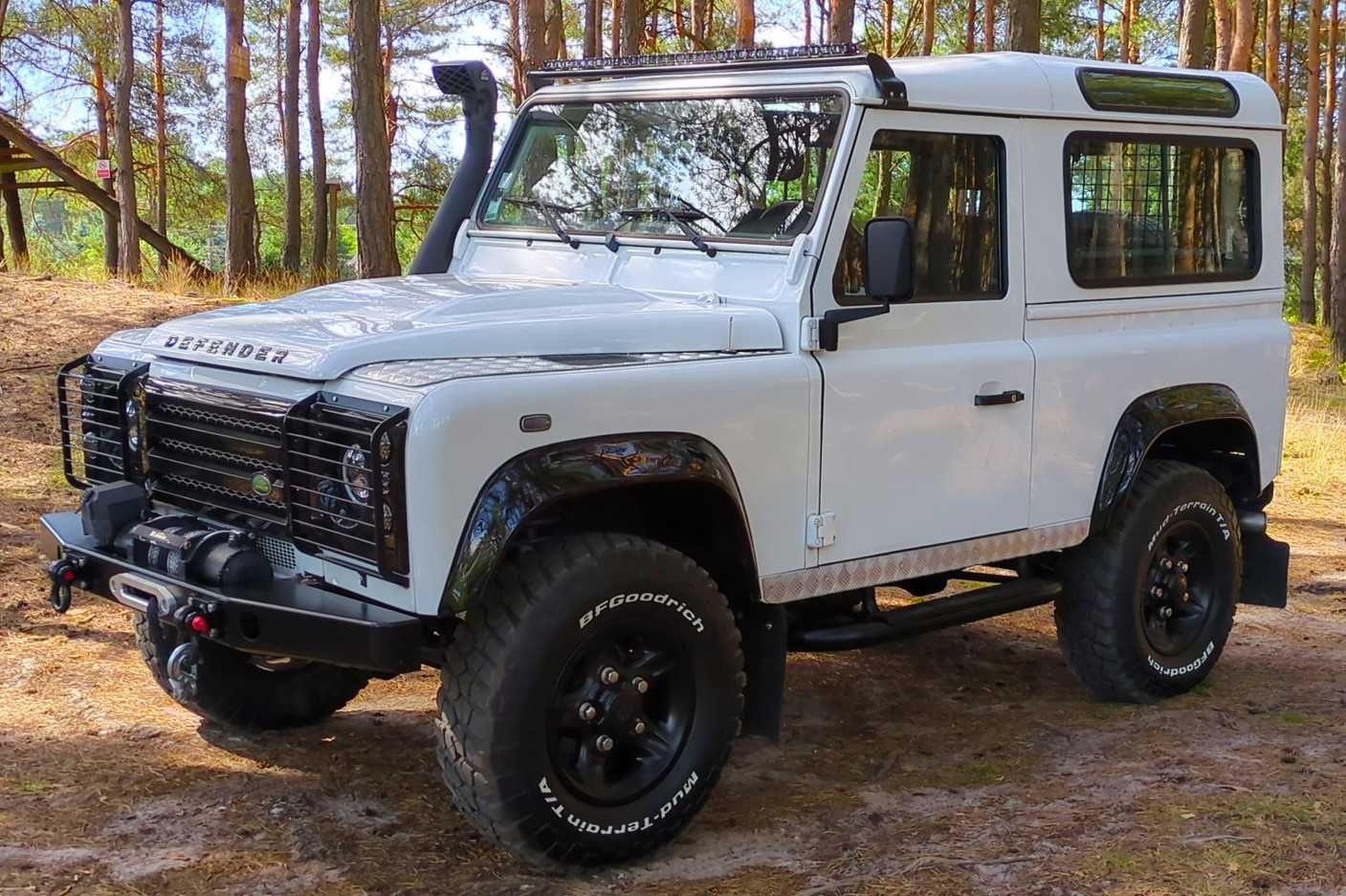 Land Rover defender 90 2.4 td4 2012r. Idealny  36000km