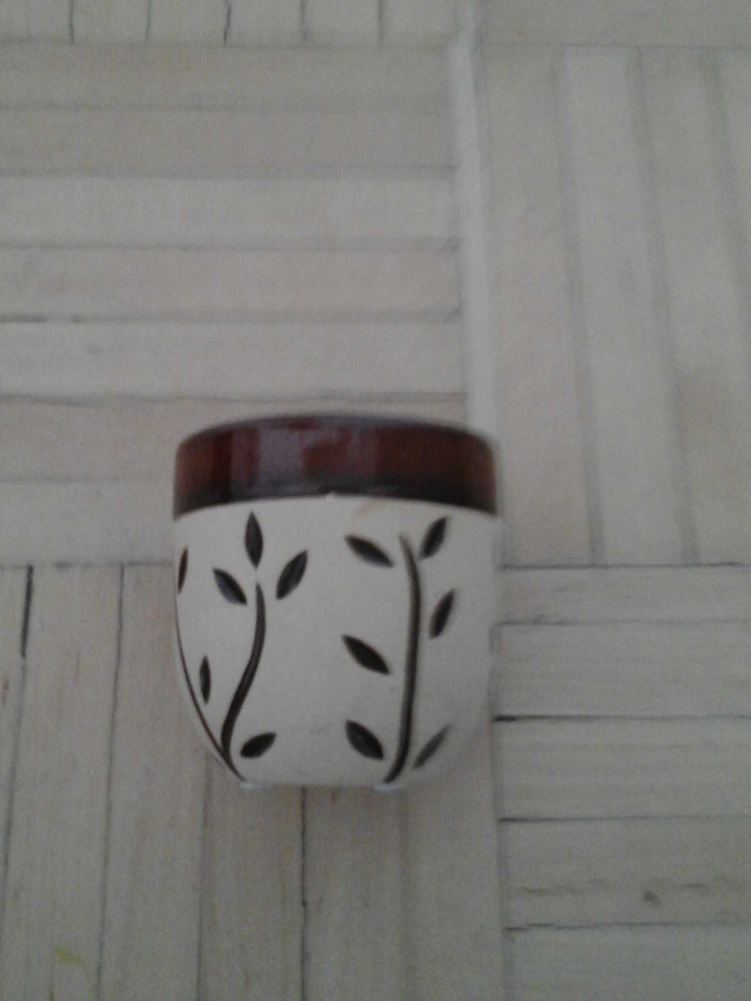 rustykalny biało-brązowy ceramiczny  pojemnik retro