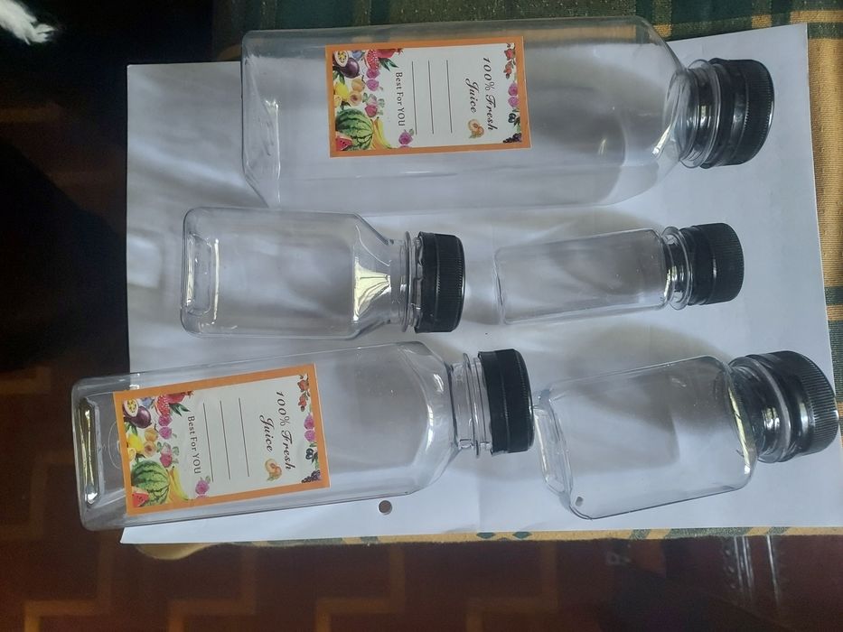 Garrafas para sumos. Leite. Café. REUTILIZÁVEIS  15 euros 5 unidades.