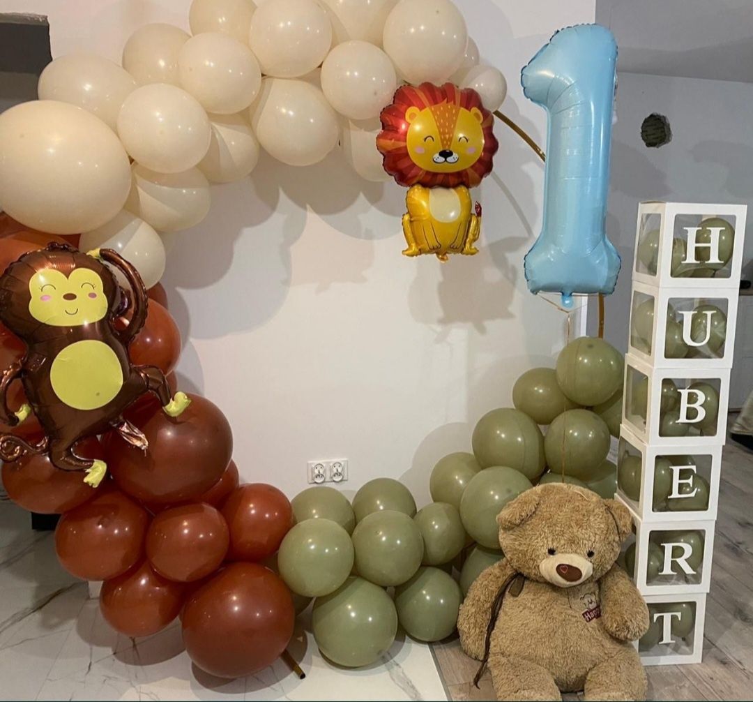 Koło, stelaż na balony plus napis