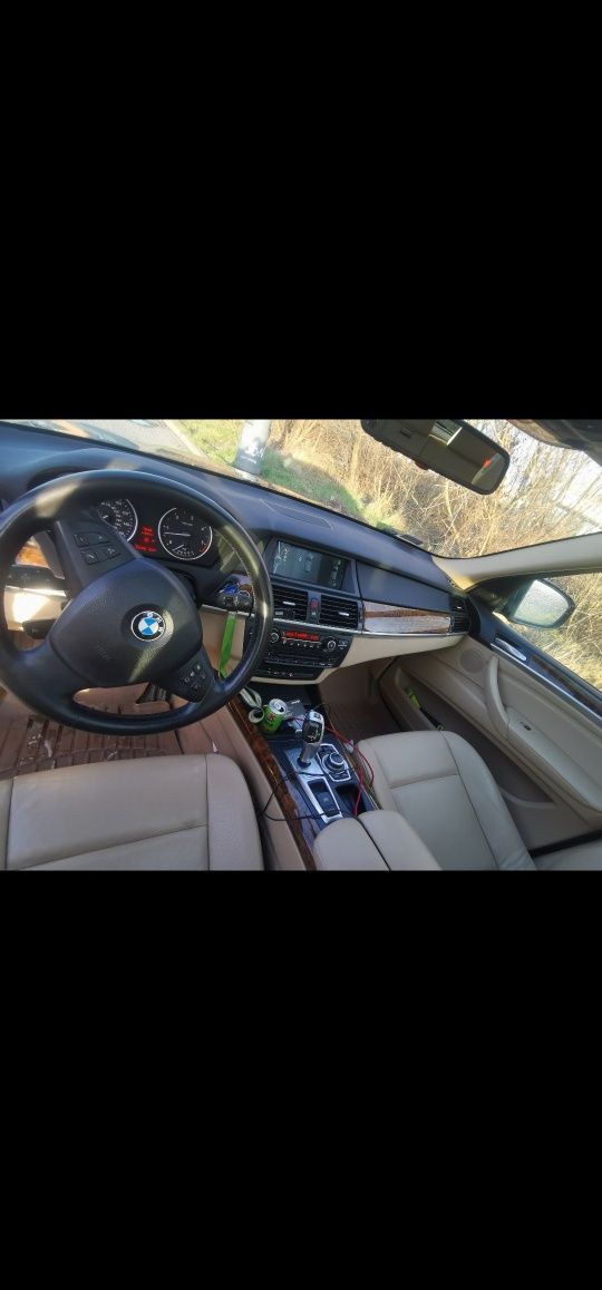 Bmw x5 e70 2010r 286km