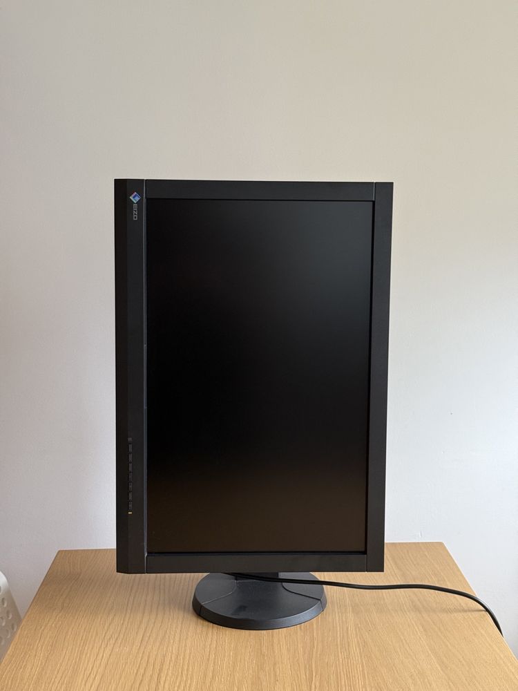 Eizo CG247X monitor