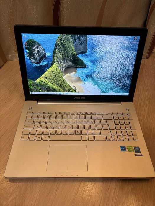 Продам ноутбук ASUS N550LF (i7-4500U, 12ГБб 120ГБ)