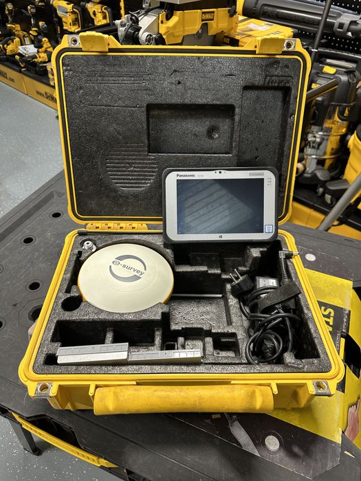GNSS приймач E SURVEY E300 PRO Panasonic FZ-M1 Leica