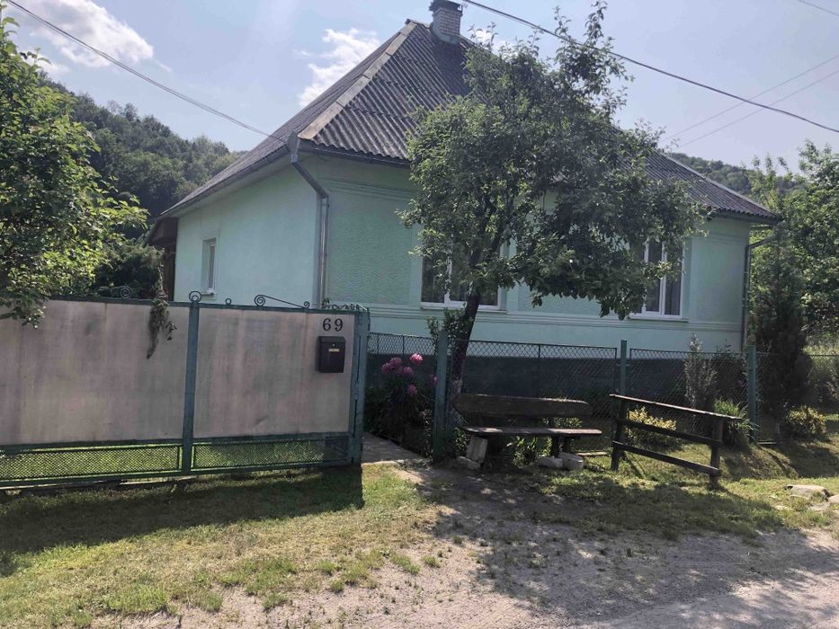 Дом в Закарпатті