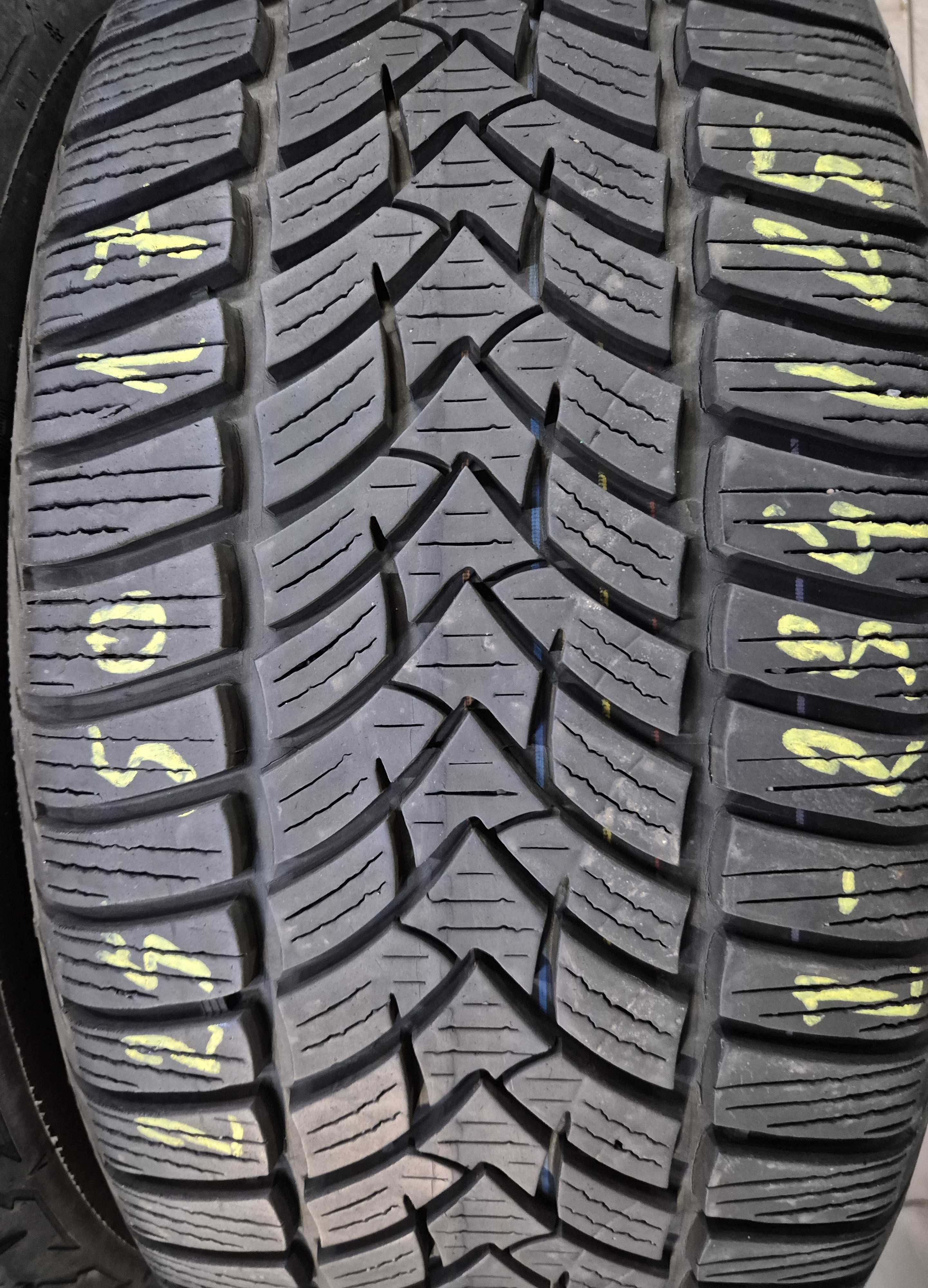 225/50r17 98V (Z234/25)01 2szt 6mm Super Grip 9HP ESA-TECAR ZIMOWE