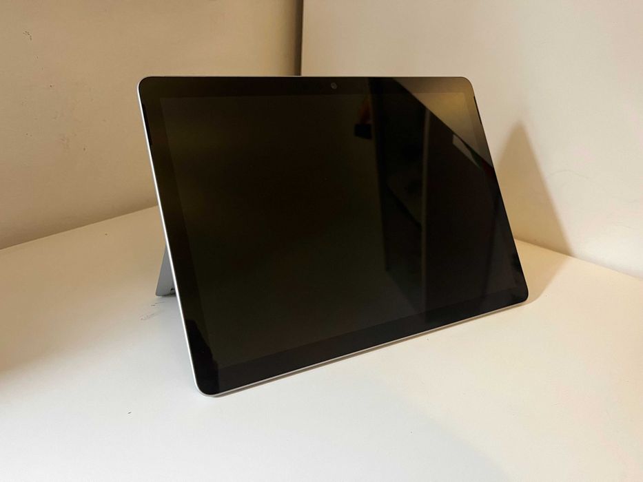 Microsoft Surface Go 3 com Teclado e Caneta