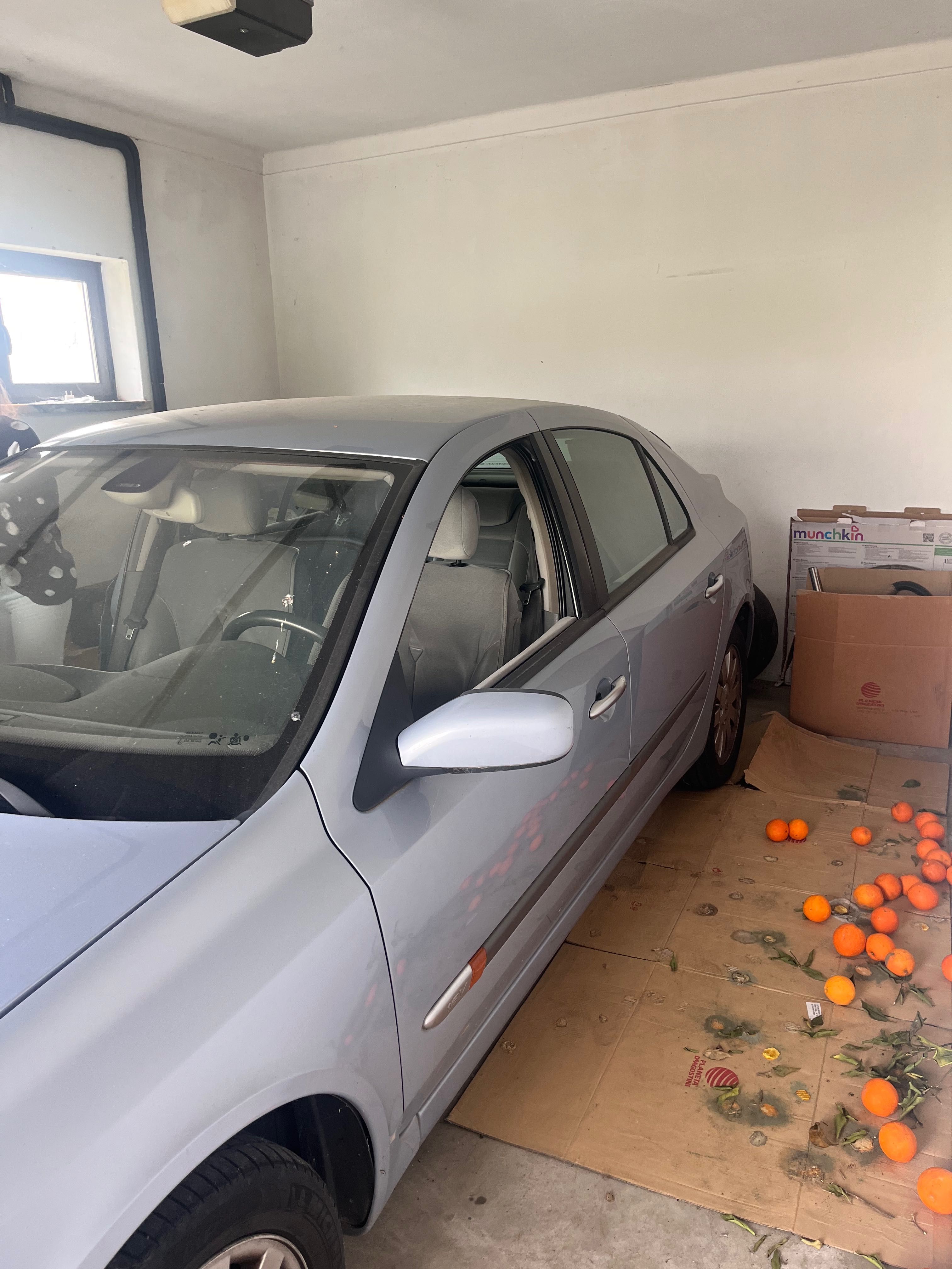 Carro Renault Laguna