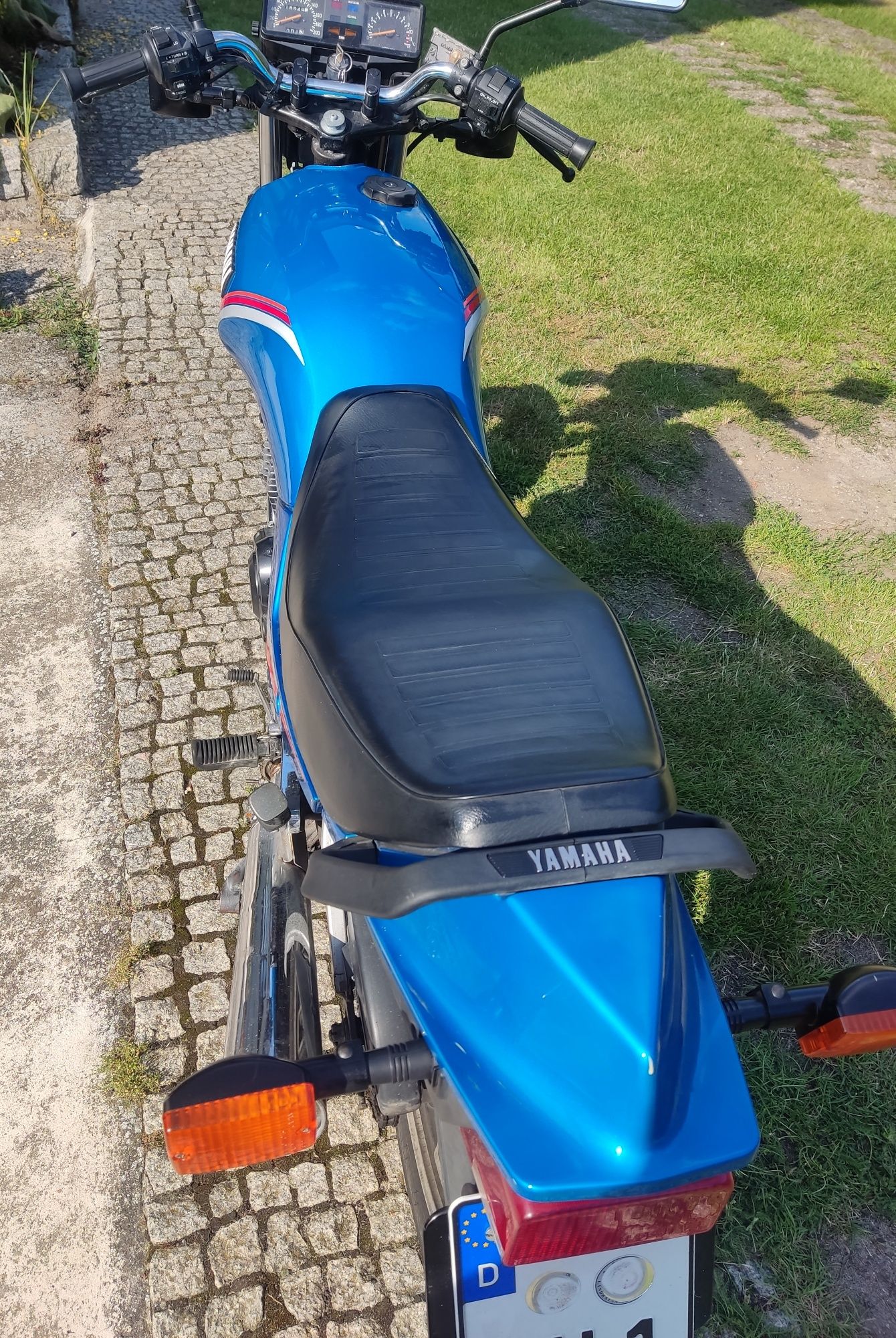 Yamaha XS 400  na A2