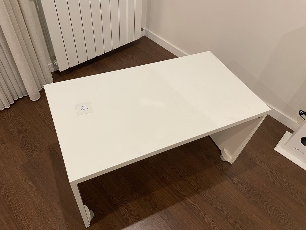 Mesa IKEA SMASTAD - Quarto de criança - Oportunidade