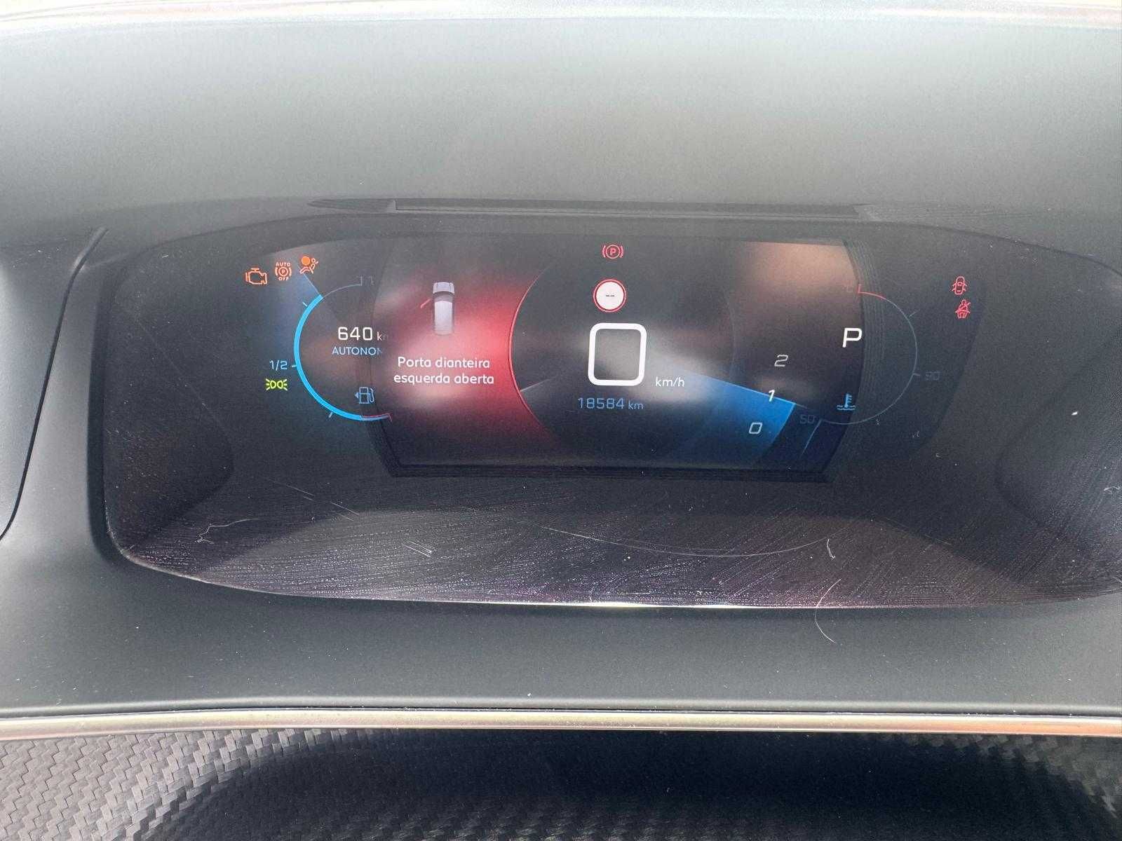 Peugeot 208 1.2 Puretech 101cv de 2023 Salvado