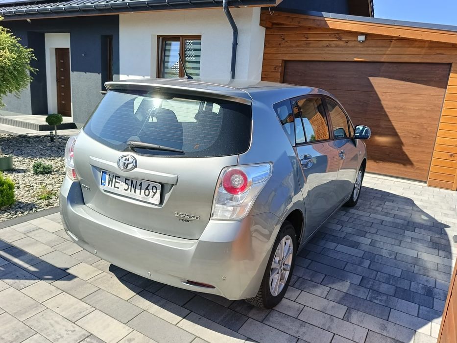 Toyota Verso 1,8 benzyna mozliwa zamiana na mniejsze auto